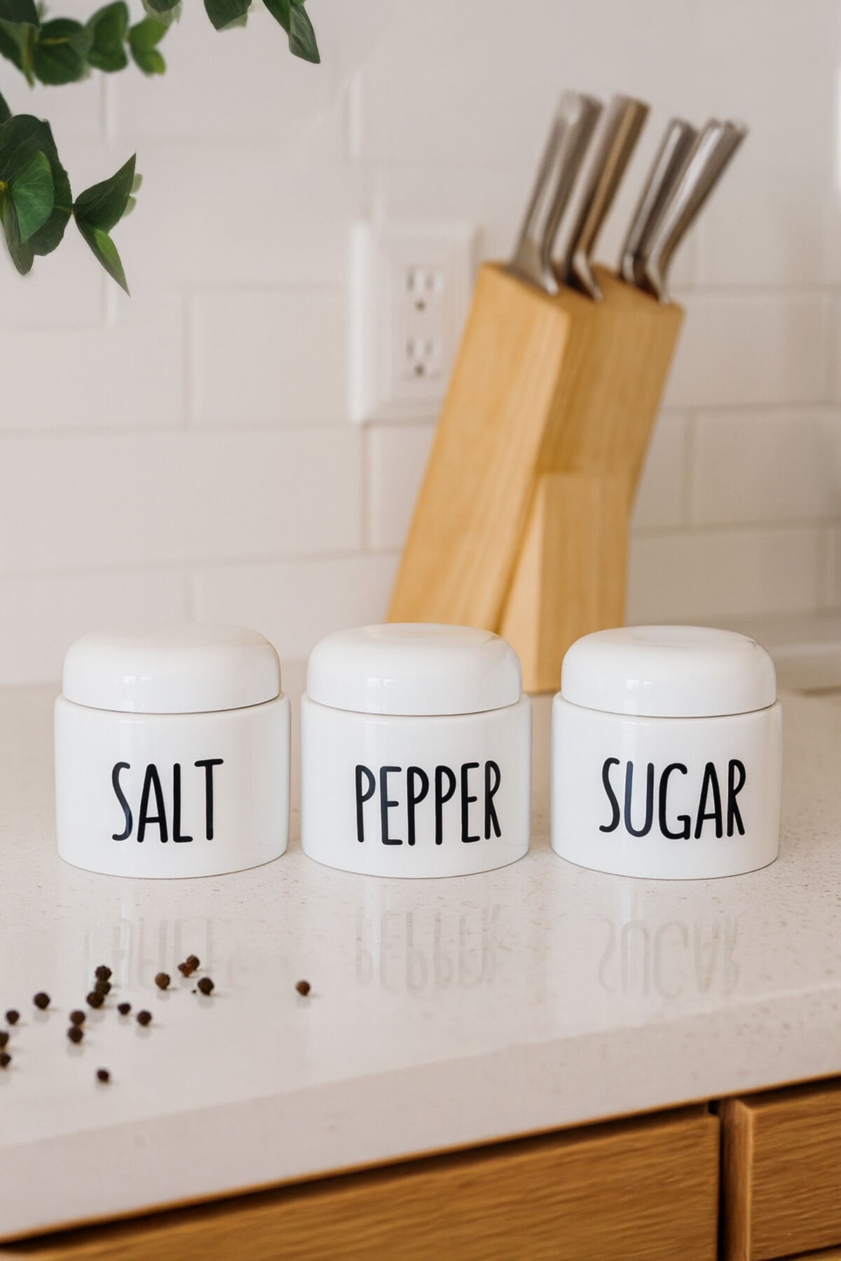 Porsima Francesco 3'lü Porselen Ergonomik Baharatlık Seti Yuvarlak Formlu Beyaz Takım