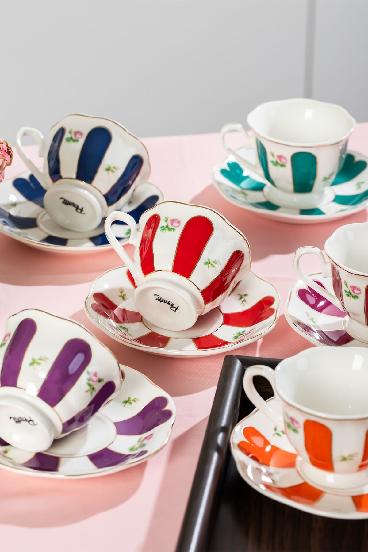 Perotti 16861 Beyoğlu 6 Kişilik Porselen Kahve Fincan Takımı 90ml Çok Renkli