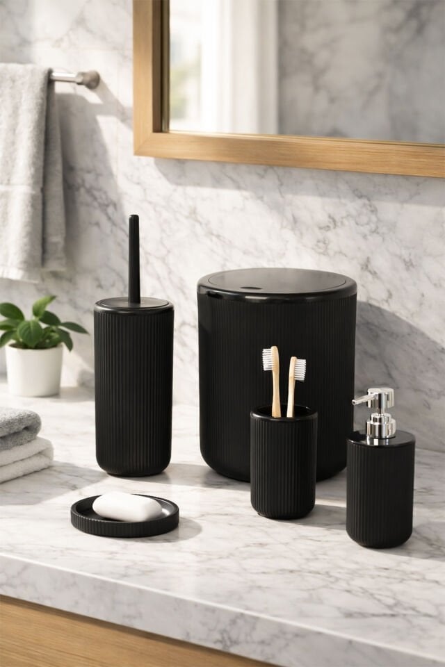 Perotti 33031500001 5 Parça Yuvarlak Banyo Seti - Çöp Kovası, Sabunluk, Diş Fırçalığı Ve Silikon Wc Fırçası Siyah Siyah