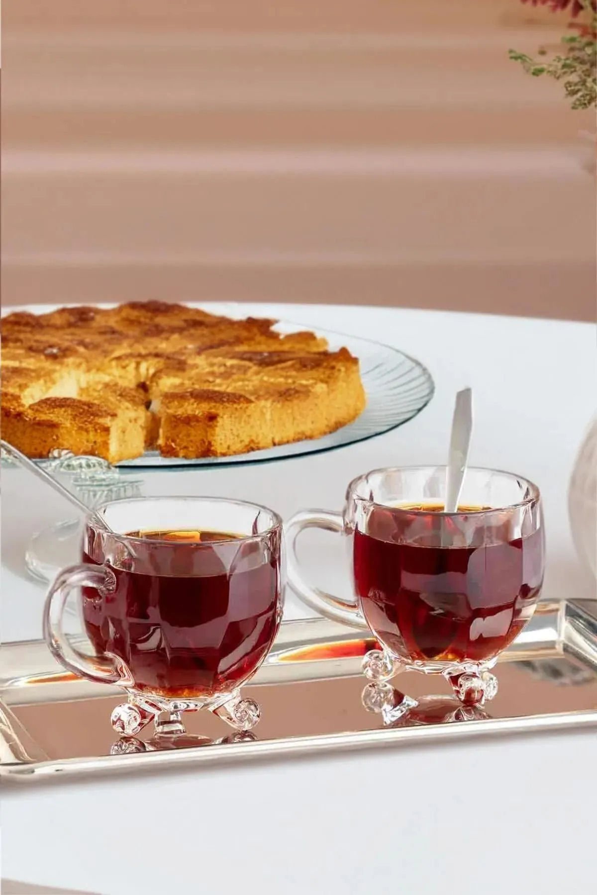 Porsima 15719 Ayaklı Kulplu Boncuk Desenli 4'lü Cam Bardak - Kulplu Çay Kahve Bardağı - 200 Cc
