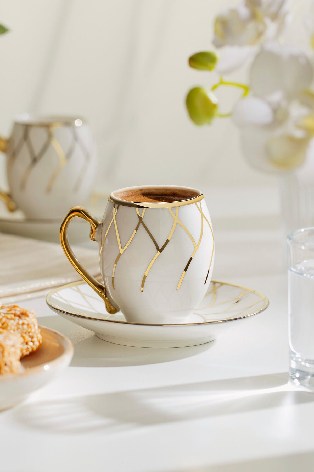 Nehir Dora 6 Kişilik 12 Parça Porselen Kahve Fincan Takımı