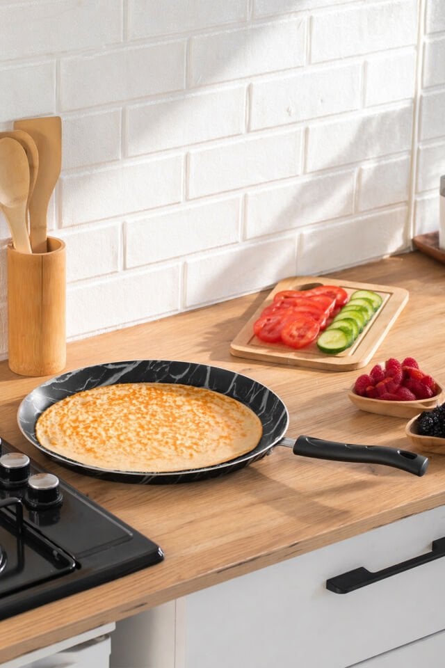 Porsima 579.0127 Granit Yanmaz Yapışmaz Tava Krep Tavası 32 cm Siyah