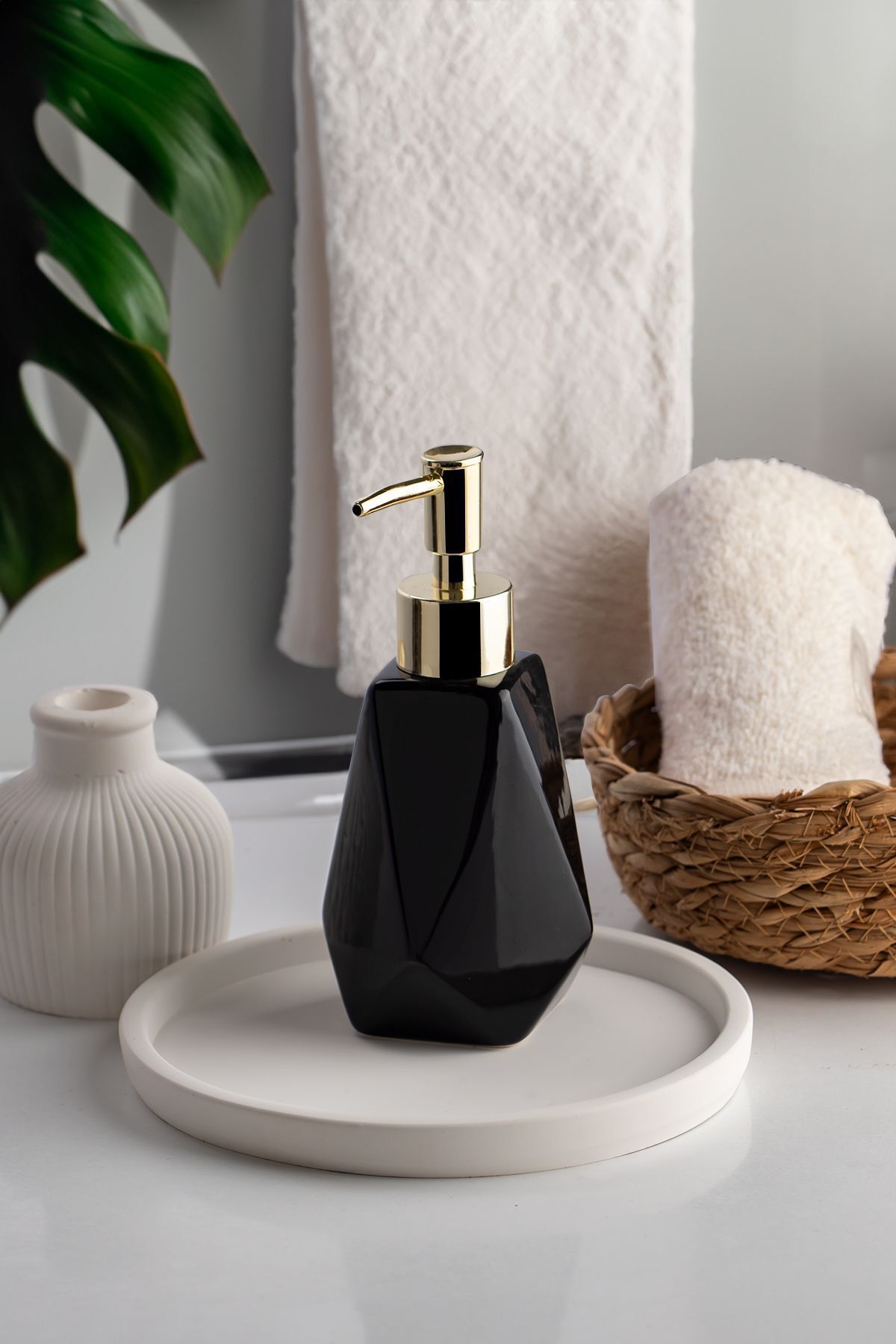 Porsima 3203 Porselen Sıvı Sabunluk - Tezgah Üstü Banyo Mutfak Lavabo Sabunluğu - 250 cc-siyah