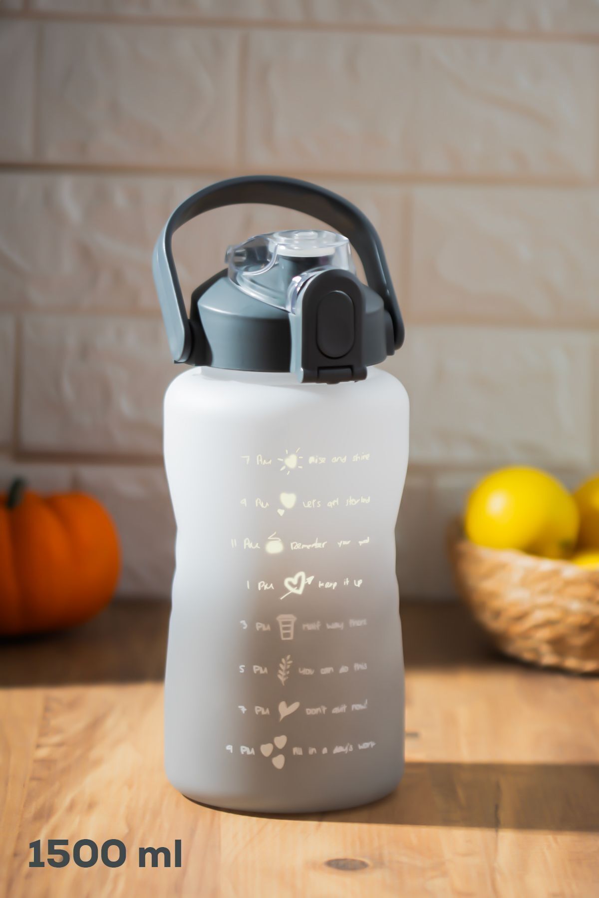 Porsima 700.105 Su Şişesi - Motivasyon Su Matarası - Plastik Renkli Spor Suluk - 1500 ml