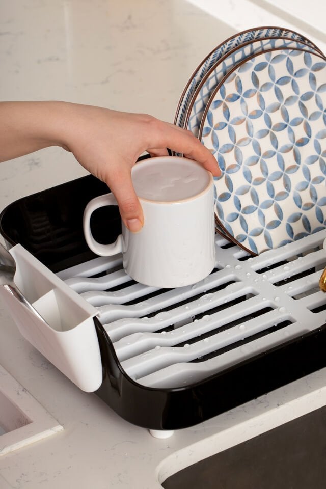 Porsima AKL-060 Lüks Tabaklık Bulaşıklık-Yönlendirilebilir Su Akıtma Kanallı Bulaşık Sepeti Siyah