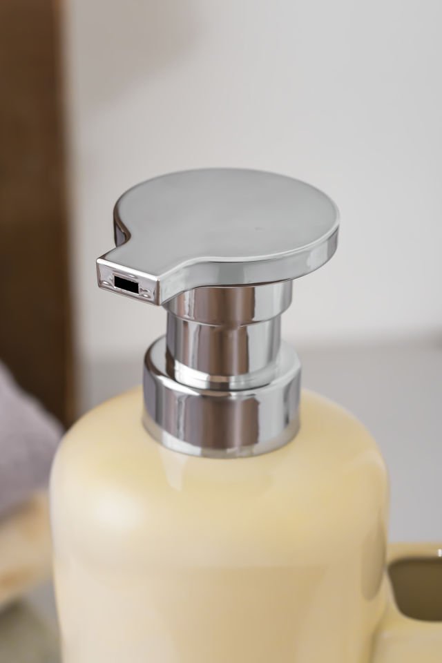 Porsima 277745 Tezgah Üstü Porselen Krem Sıvı Sabunluk Fırçalı Süngerlikli Sabunluk (550ml) 20cm