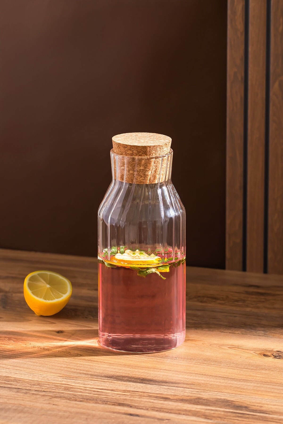 Porsima 2095 Mantar Kapaklı ve Cam Başucu Sürahisi 950 ml